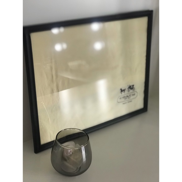 👛Handmade Coach Decor - Picture 1 of 2